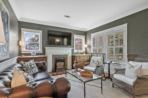 Popular Airbnb listing: Bellwood Beauty in Northport