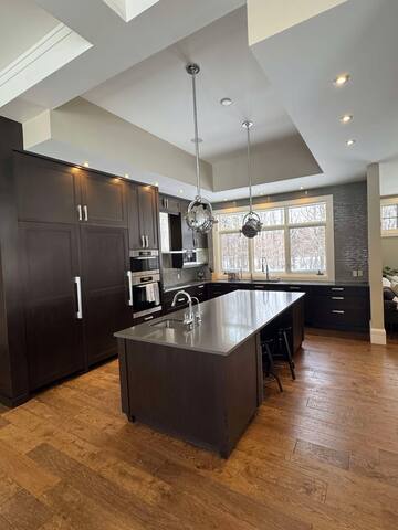 The Big House on Lone Meadow gallery image 5