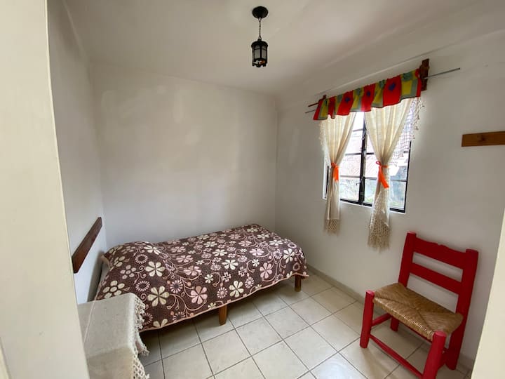 Schlafzimmer 4