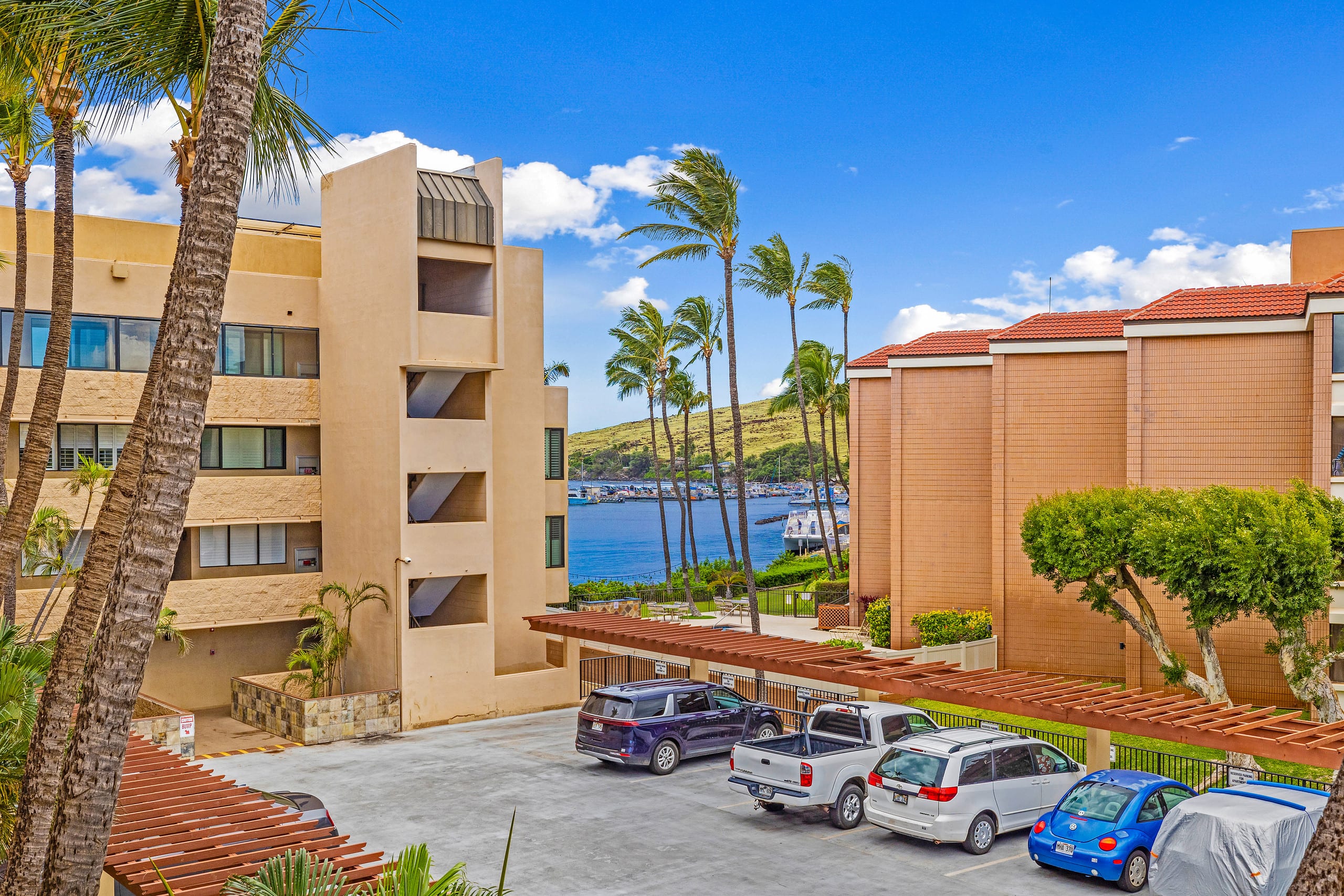 Condo in Wailuku · ★4.84 · 2 bedrooms · 4 beds · 2 baths - Image 28