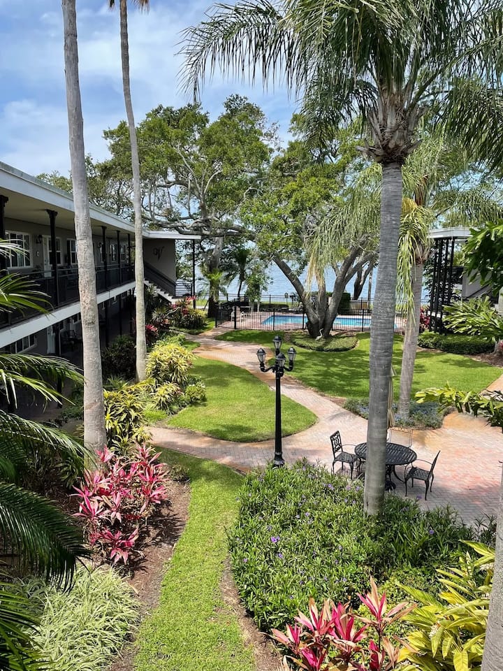 2 Bedroom Condo On The Water - Dunedin, FL