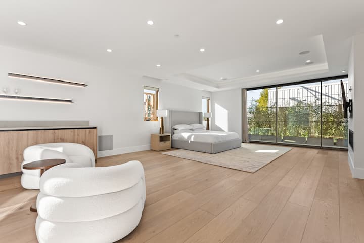 Chambre principale au 2e étage 