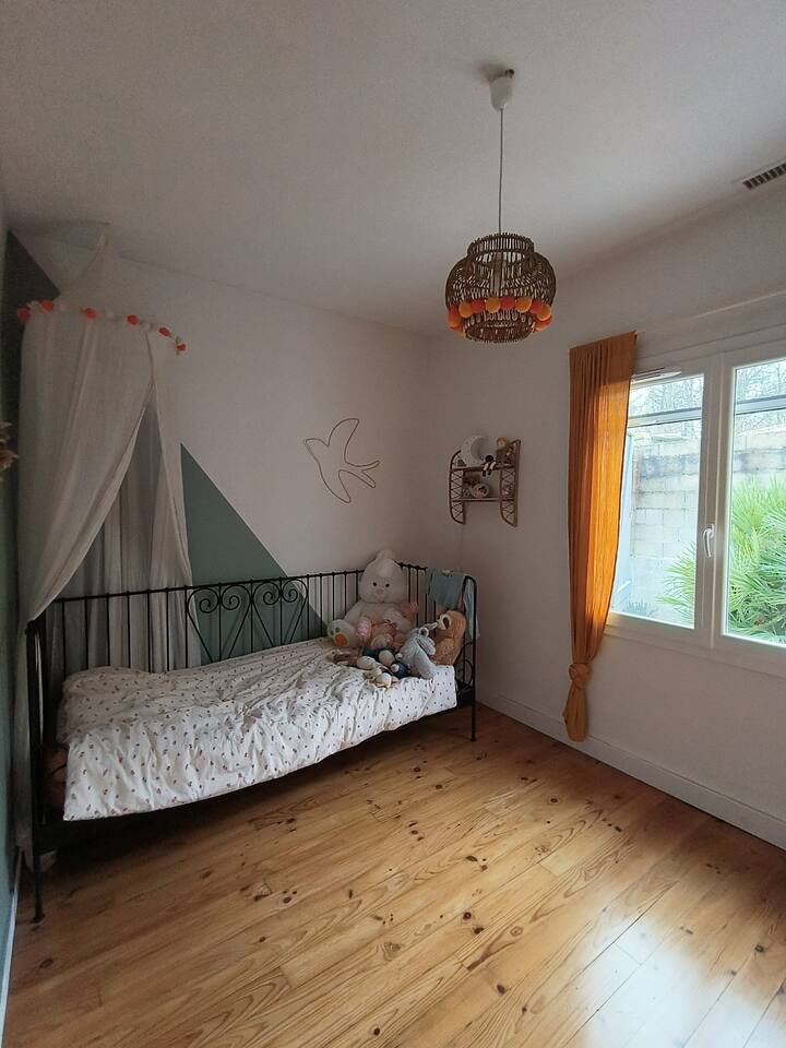 საძინებელი 2