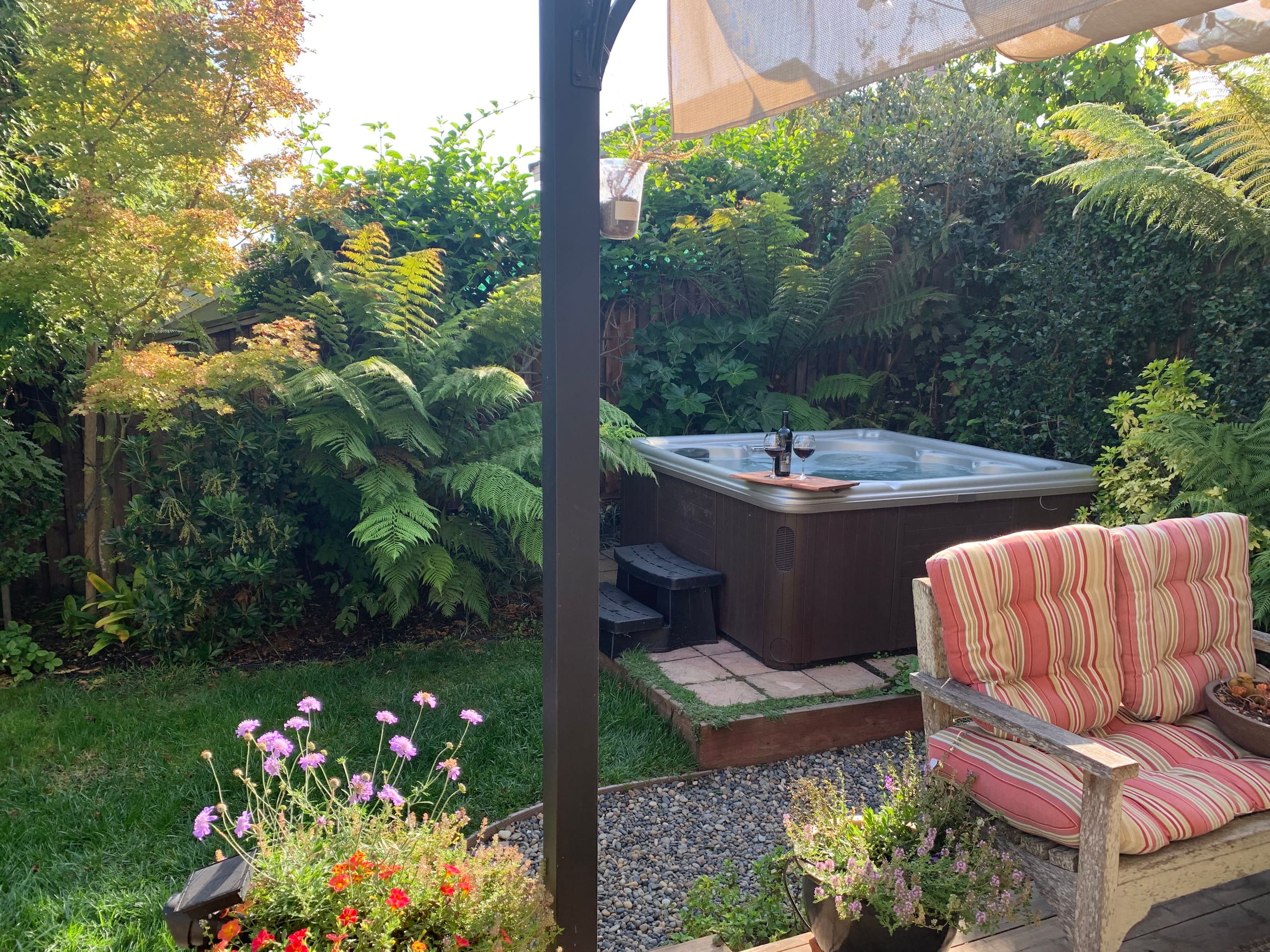 Home in South San Francisco · ★4.94 · 4 bedrooms · 4 beds · 3 private baths - Image 23