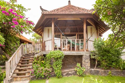 Balila Beach Resort-⭐️SUNRISE⭐️ from your bed!
