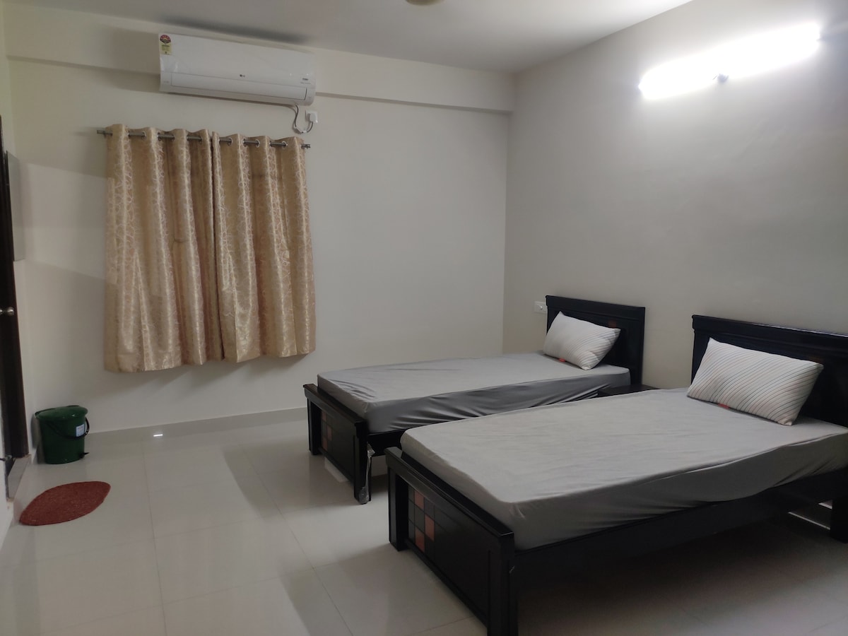 საძინებელი 1