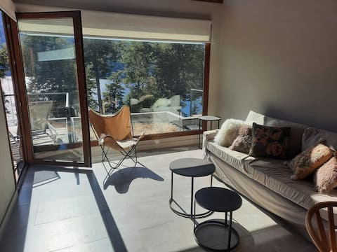 Top performing Airbnb: Apartment overlooking the lake and mountain in Villa La Angostura