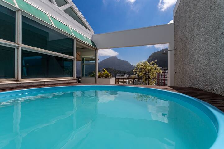 Amazing 2brs Penthouse Ipanema.