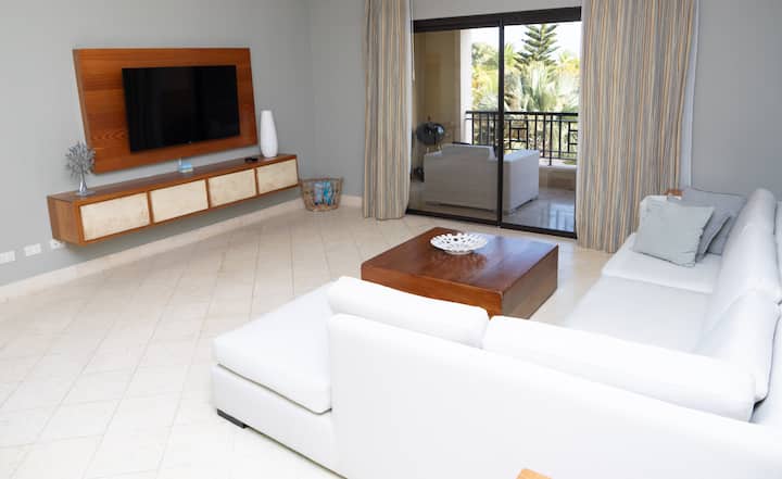 Spacious One Bedroom Resort Condo - Punta Cana