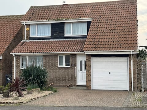 One2Four. Detached House
