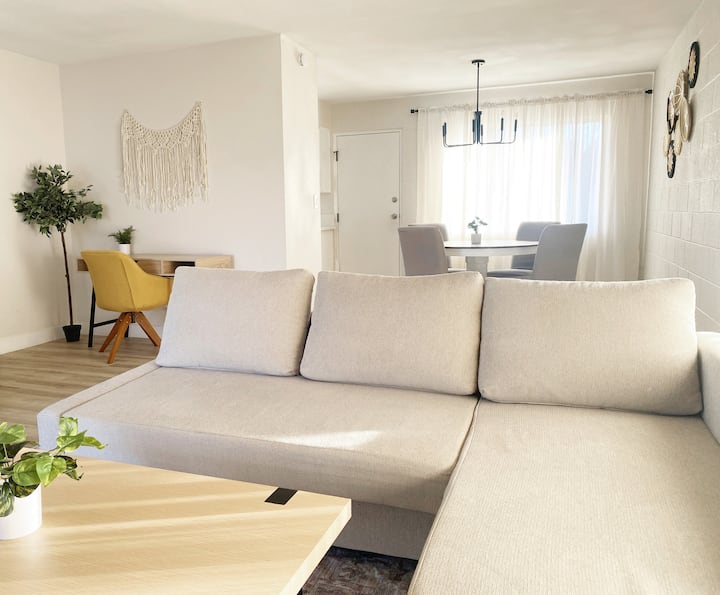 Luxe Home | 5 Min To Airport | 7 Min To Strip | Nv - Las Vegas, NV