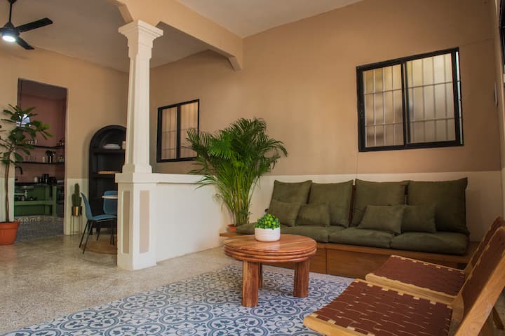 New - 3 Bd House Zona Colonial + Private Rooftop - Santo Domingo
