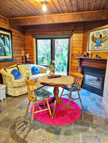 The Main House (include Water Cottage) gallery image 3