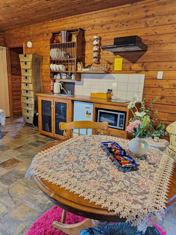 The Main House (include Water Cottage) gallery image 2