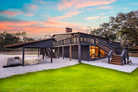 Waterfront Haven, 2 Living Spaces, Ensuite Suites