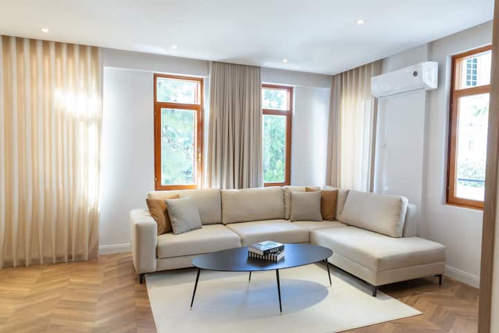 Beachside Apartment In Konyaalti - Antalya