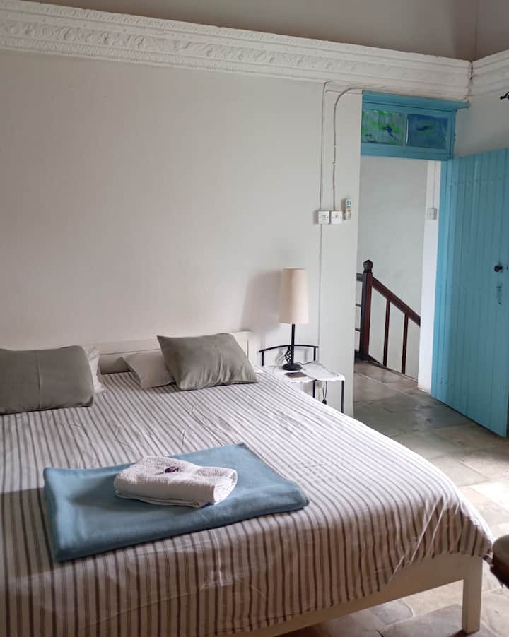 Chumba cha 1, kitanda 1 cha watu wawili. 