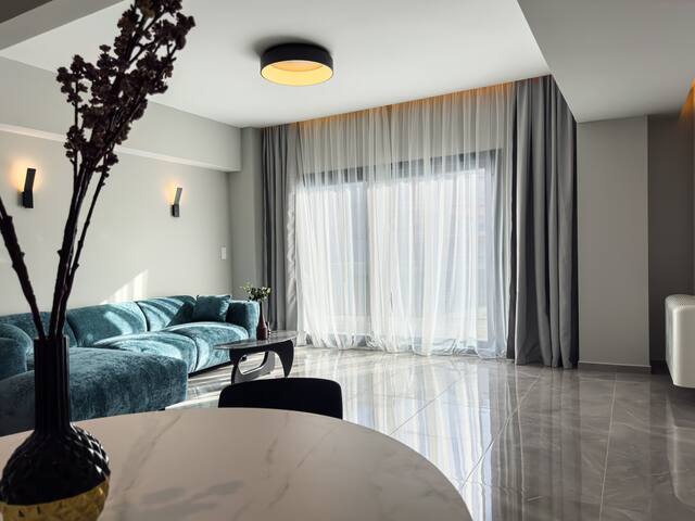 Villa 8 Family suite 3 beds and balcony gallery image 4