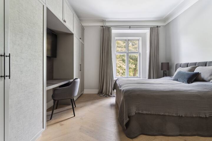 Exclusive Designer Apartment gallery image 5