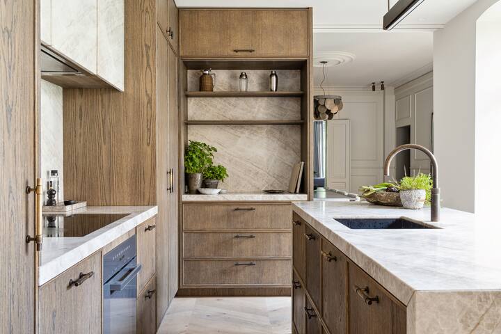 Exclusive Designer Apartment gallery image 4