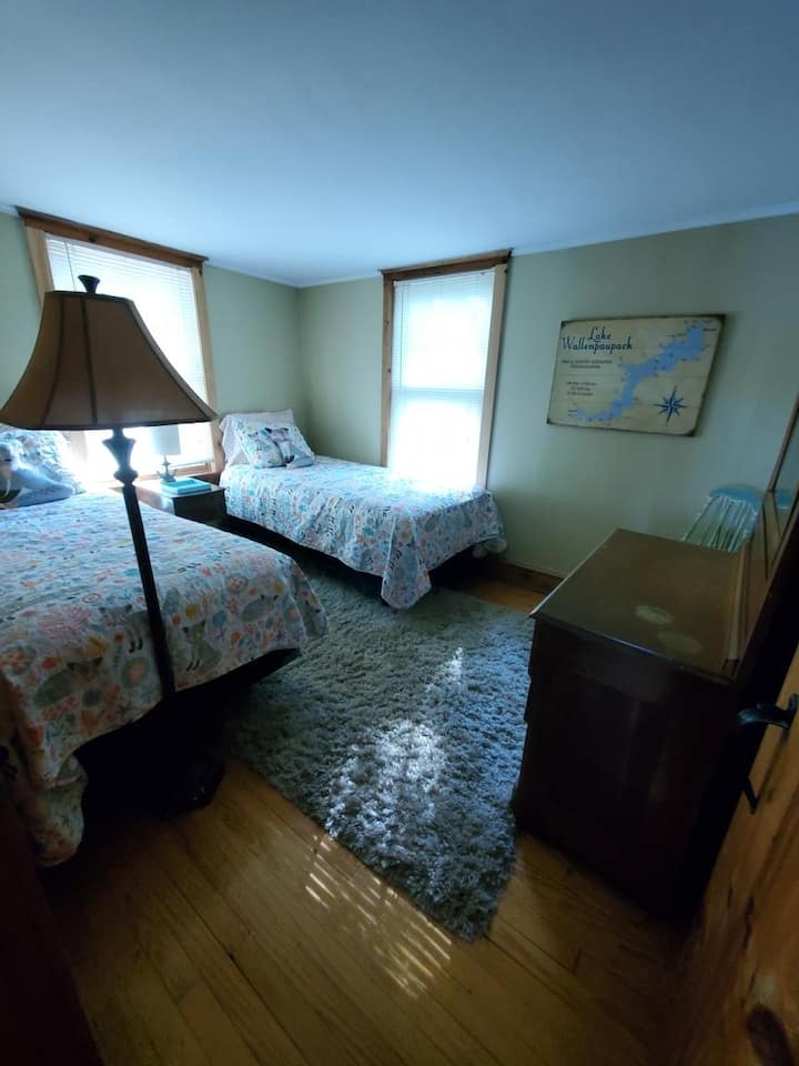 غرفة النوم 2