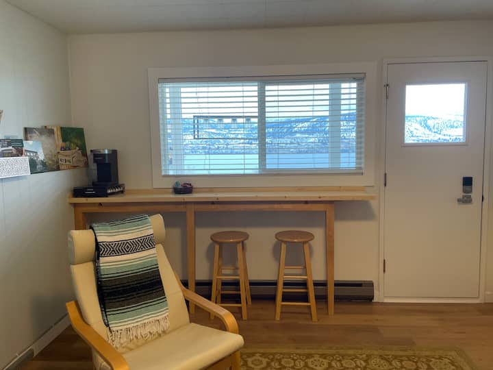 Bc Str Registry #H795481396
J&l Casita, Penticton - 納拉馬塔