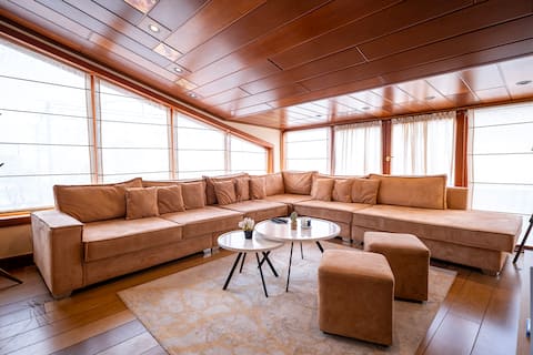 PrimeStay Tirana Penthouse 8