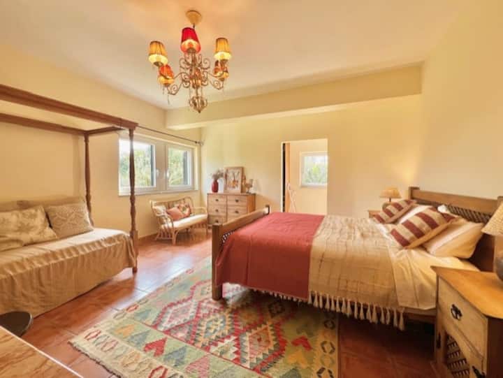 Quarto 1/ห้อง 1