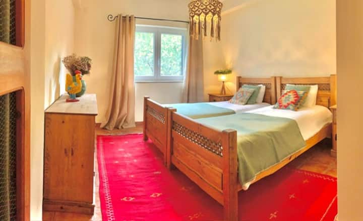 Quarto 2/ห้อง 2