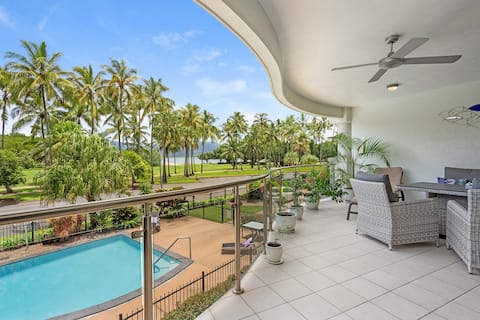 Stunning Esplanade Waterfront