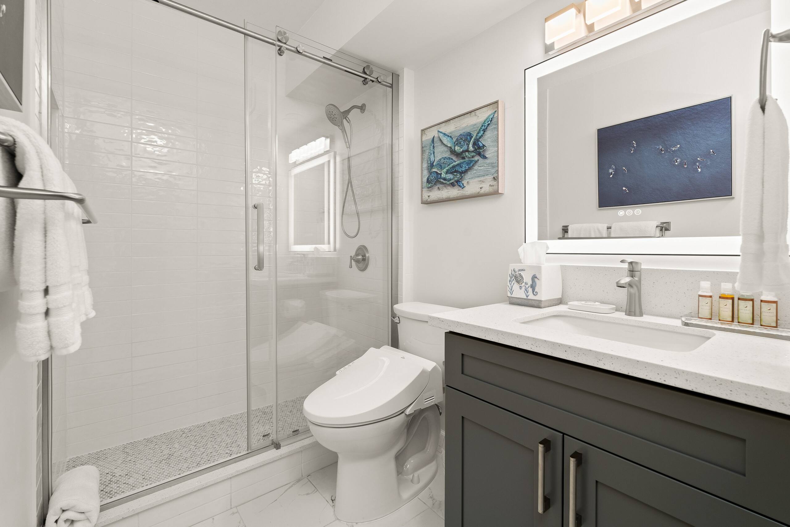 Condo in Honolulu · ★4.78 · Studio · 2 beds · 1 bath - Image 14