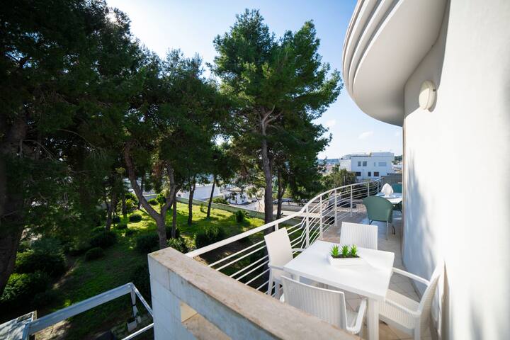 Lussuoso e ameno appartamento trilocale gallery image 3