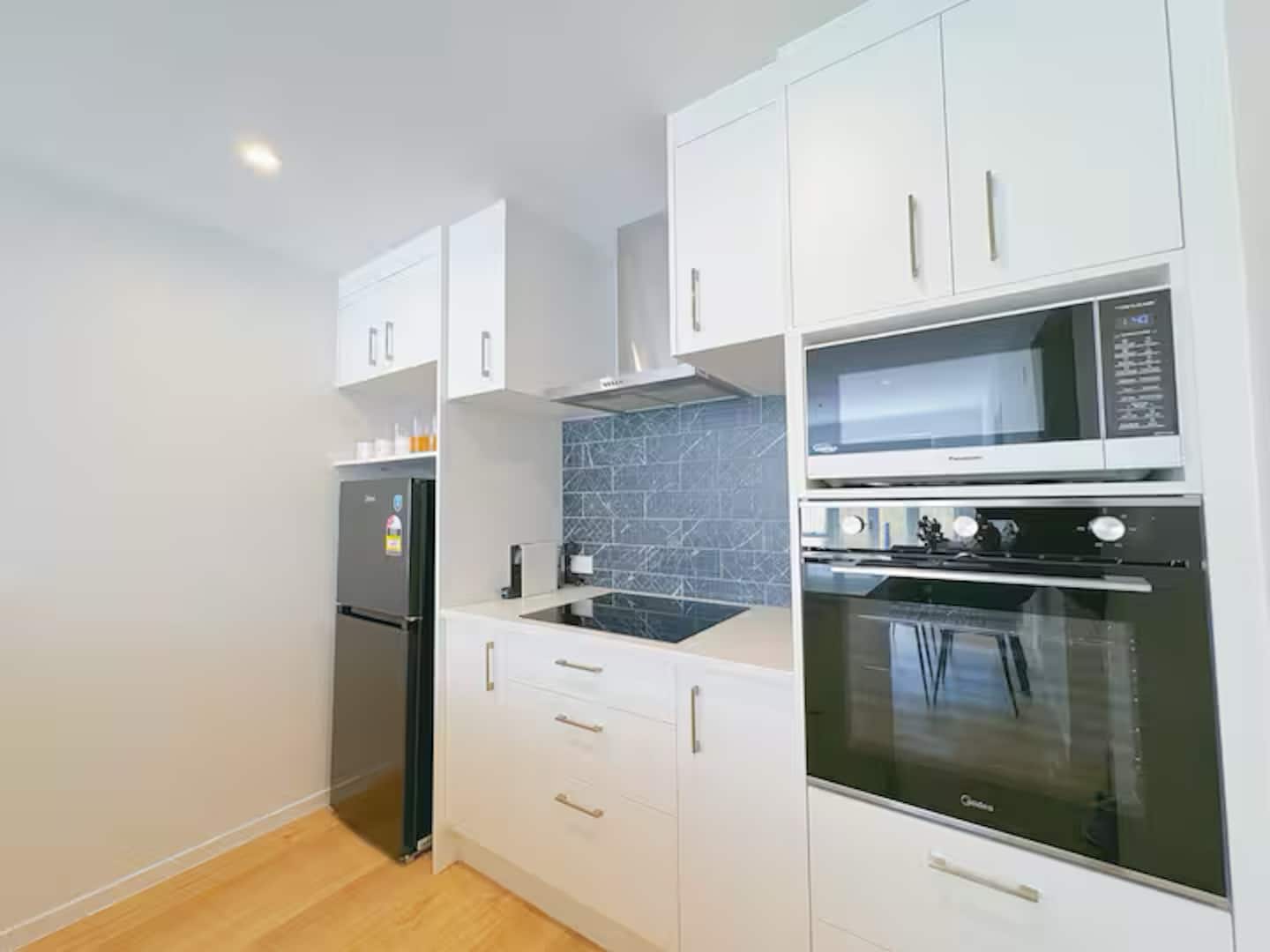 2-br Petone Gem With Patio 2
