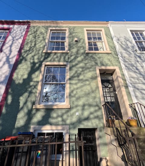 Grade ll Getaway | Walk to Marina, Close to Lakes