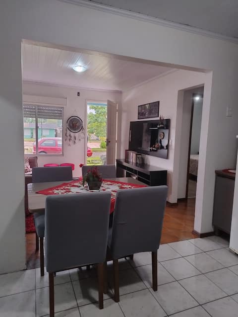 Beautiful house with pool and private garage – Ivoti