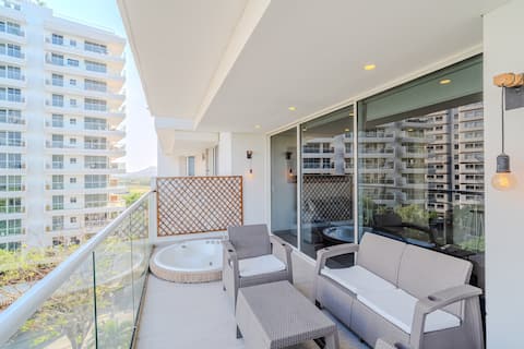 2-Bedroom Apartment, 7th Floor | Private Jacuzzi | Pool + Rooftop