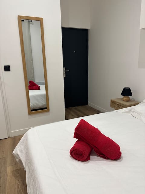 Lovely studio with Netflix