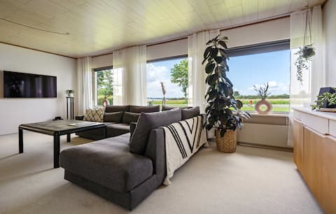 MidCentury Summer House Hardeshøj ocean beach view