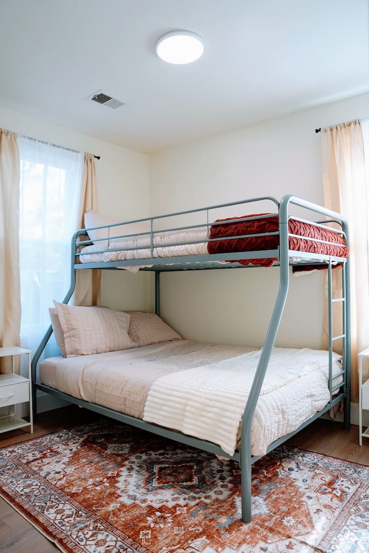 საძინებელი 2