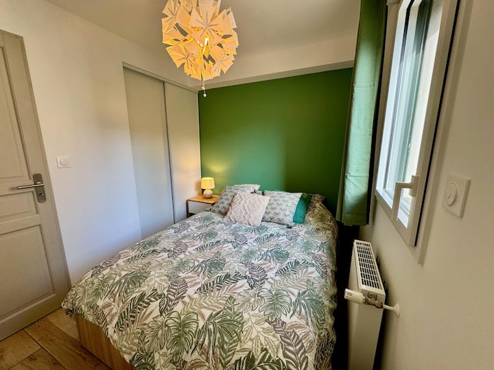 საძინებელი 1