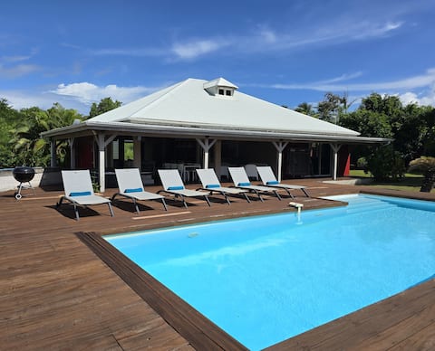 Villa De Courcelles 4* in a quiet area