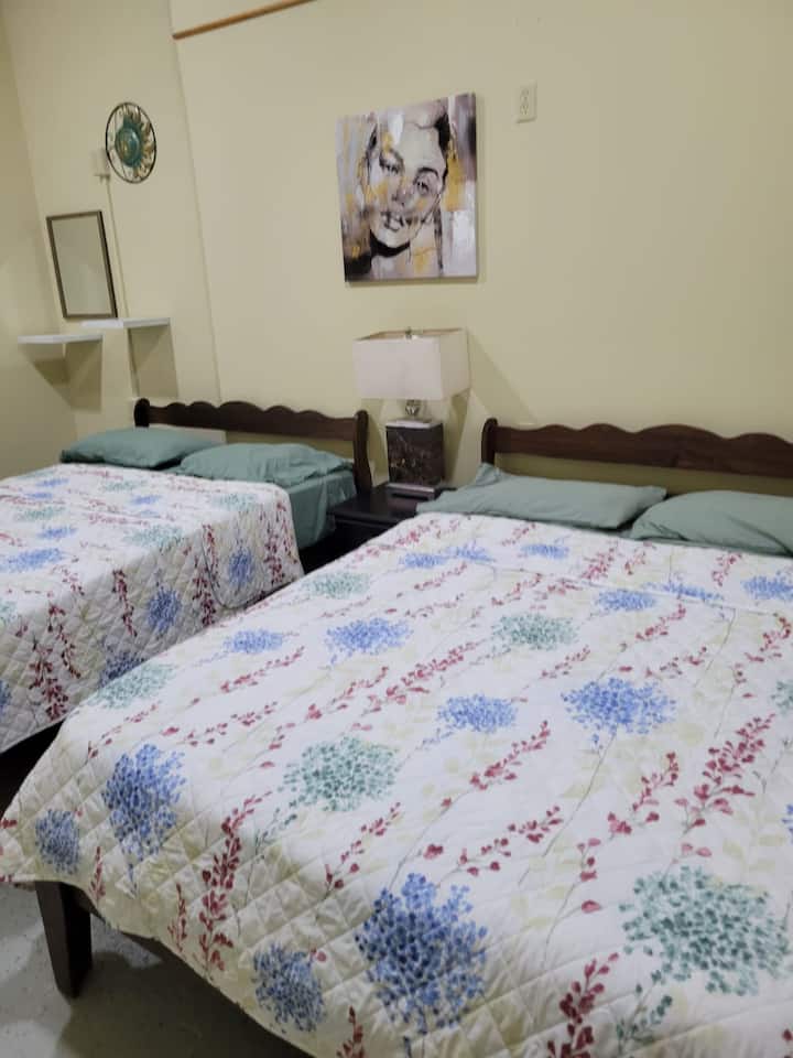 A/C Room w/Dedicated Bath in San Ignacio, Belize