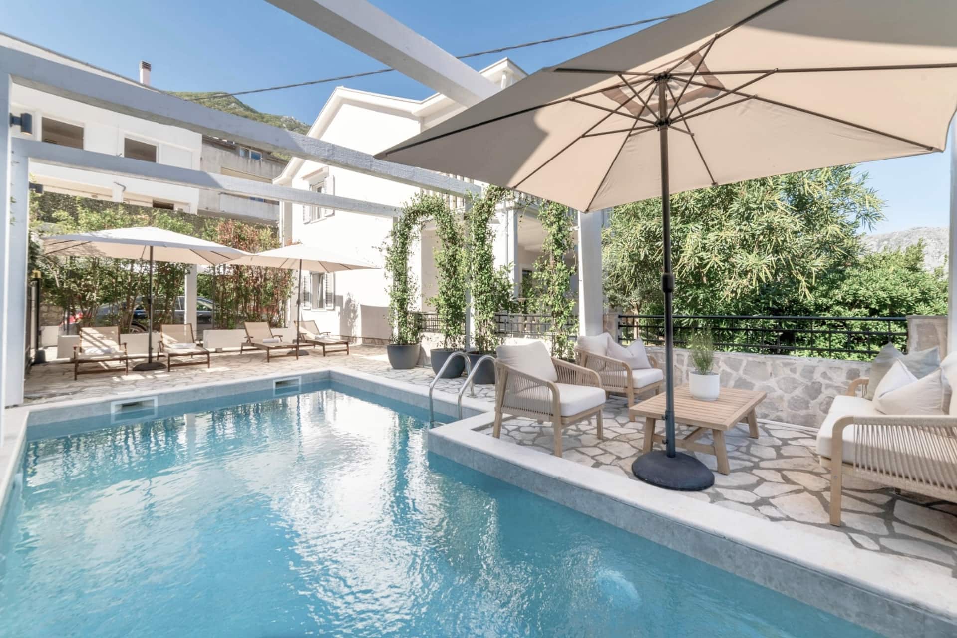 Villa di Oliva with Sea View and Private Pool