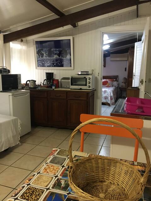 Top Airbnb: La Case Créole Villa in Saint Paul