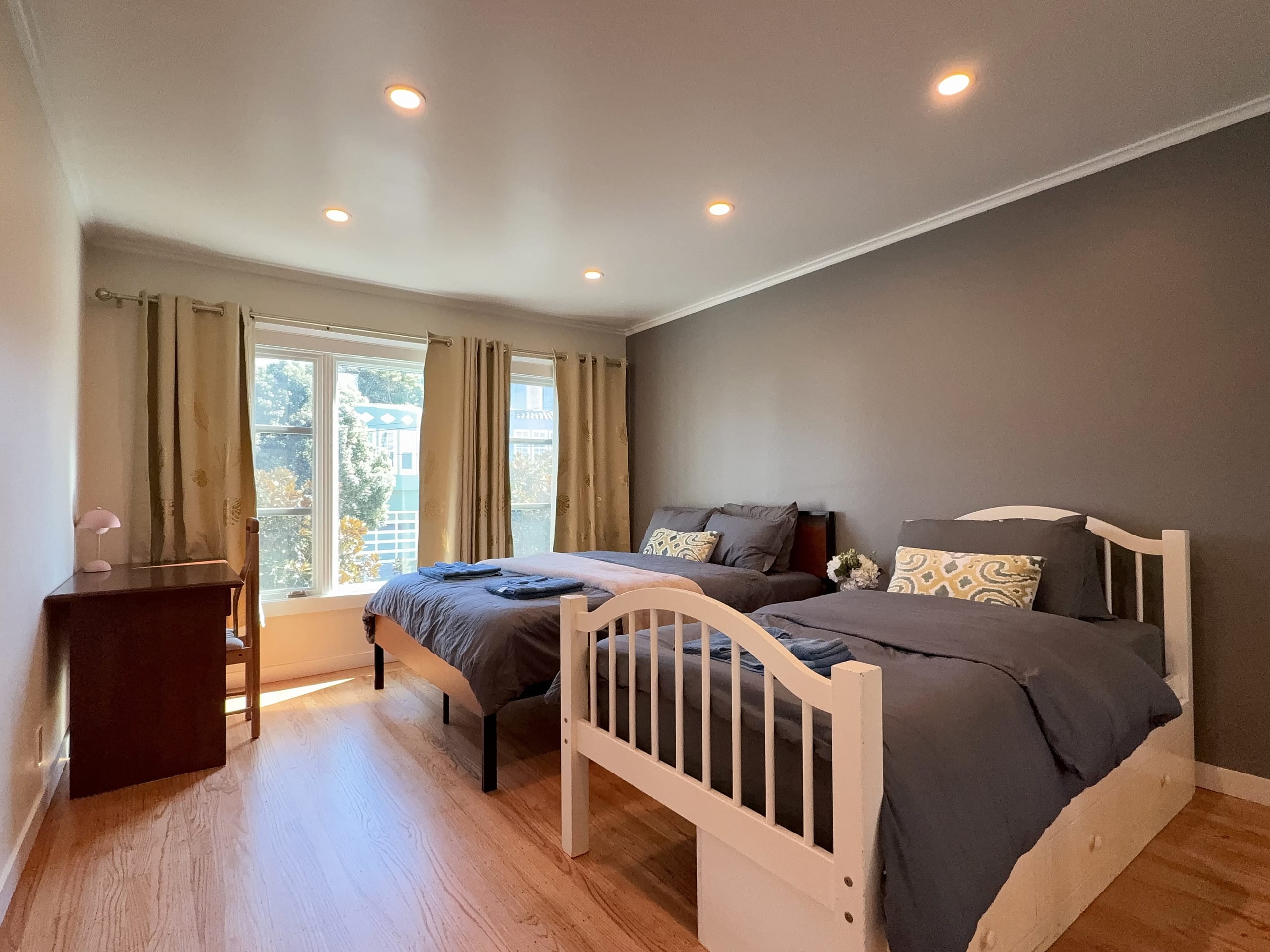 Home in San Francisco · ★4.94 · 2 bedrooms · 3 beds · 1 bath - Image 7