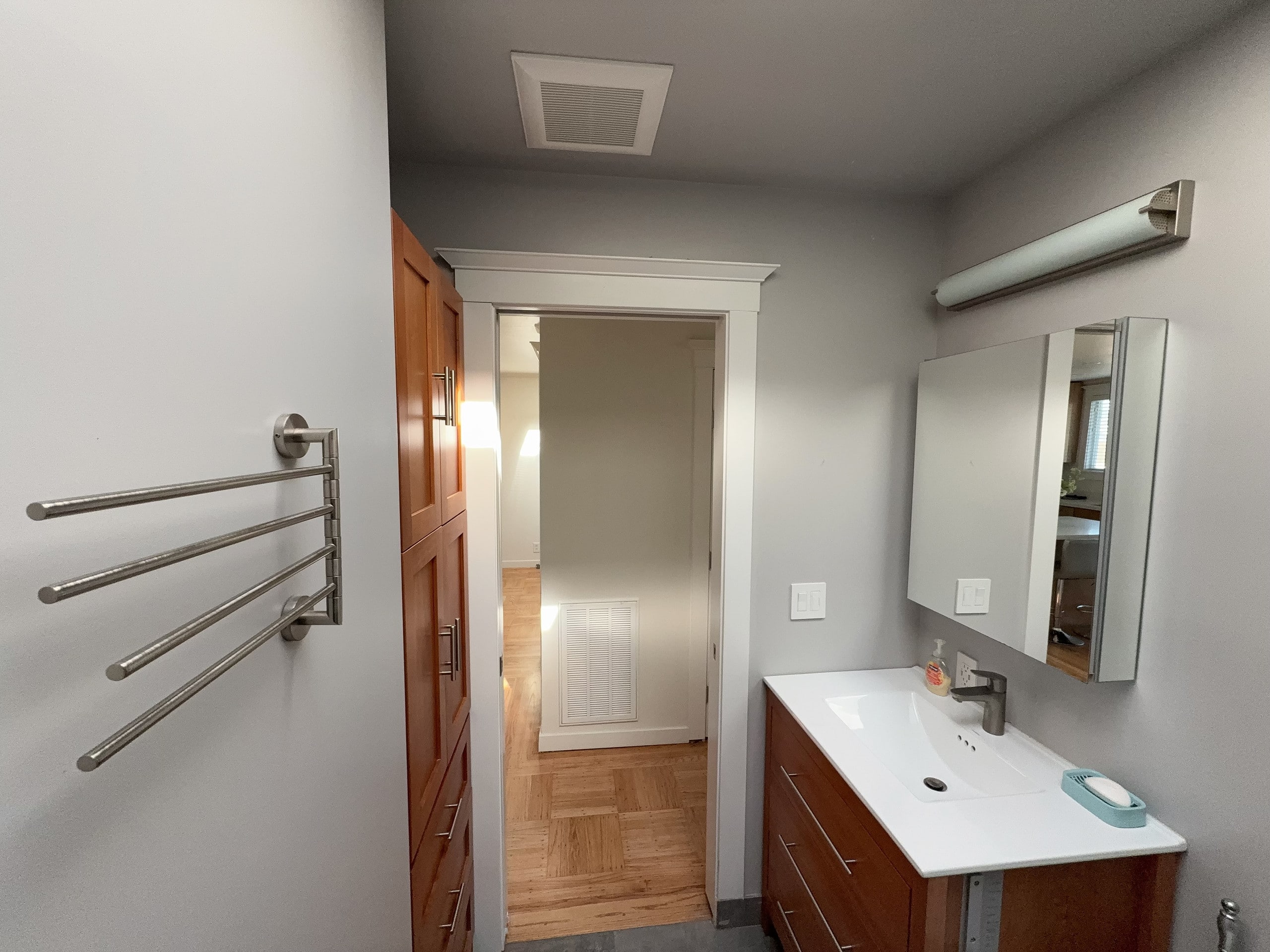 Home in San Francisco · ★4.94 · 2 bedrooms · 3 beds · 1 bath - Image 13