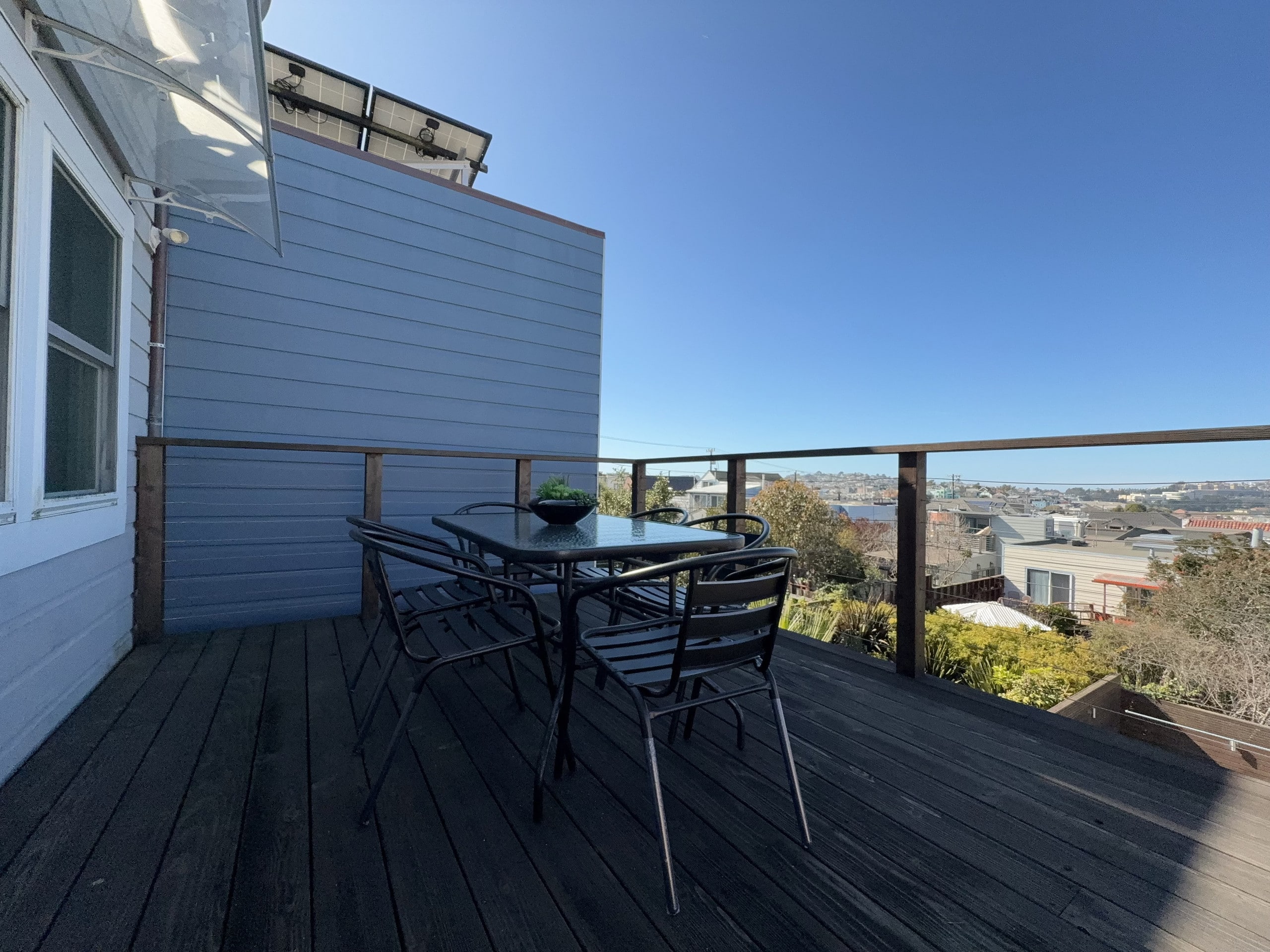Home in San Francisco · ★4.94 · 2 bedrooms · 3 beds · 1 bath - Image 16