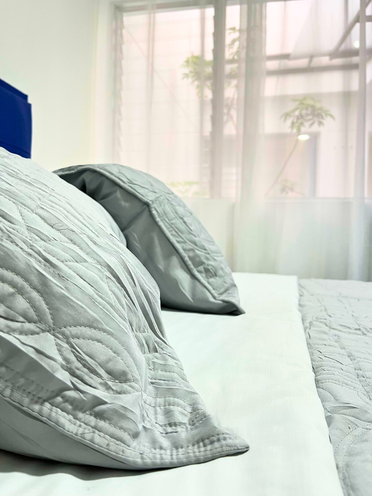 Second room, with comfortable double bed and Smart TV!