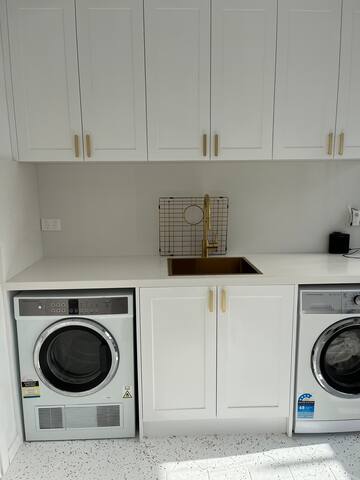 Northern Beaches Retreat gallery image 2