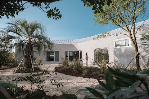 금등첨화 (Better than good)